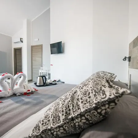 Dove Sorge Il Sole Bed and Breakfast 3*