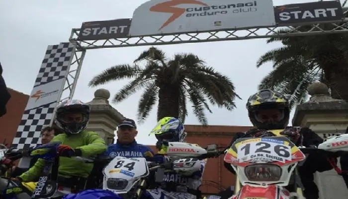 Dove Sorge Il Sole Bed & Breakfast 3*